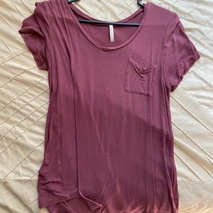 Maroon pocket tee